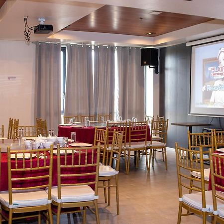 Levo Hotel Urdaneta Екстер'єр фото