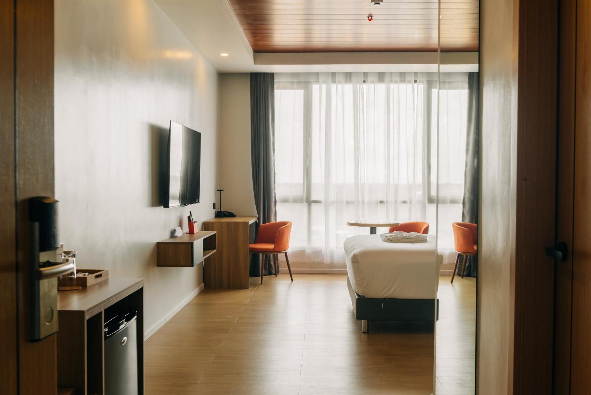 Levo Hotel Urdaneta Екстер'єр фото